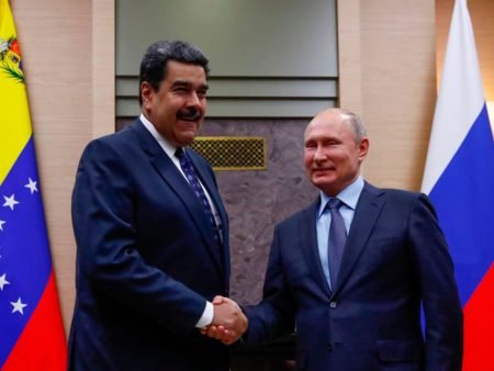 Maduro fecha contrato bilionário com a Rússia Maduro fecha contrato bilionário com a Rússia