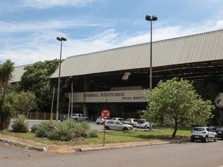 Desestatização de órgãos municipais transferirá serviços à iniciativa privada Desestatização de órgãos municipais transferirá serviços à iniciativa privada